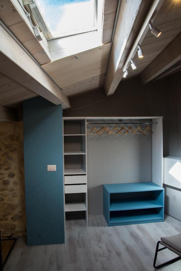 Il Piccolo Loft Holiday Home パラッツォーロ・アクレイデ エクステリア 写真